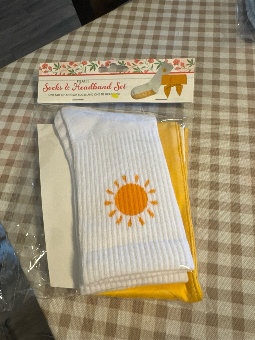 Sun Emblem White & Yellow Socks & Headband Set Pilates